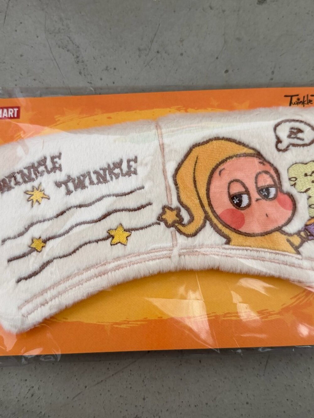 Authentic Popmart Twinkle Twinkle Eye Mask